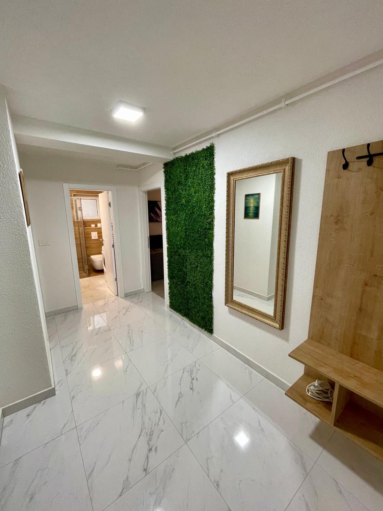 Anet Apartman Visoko Exteriör bild